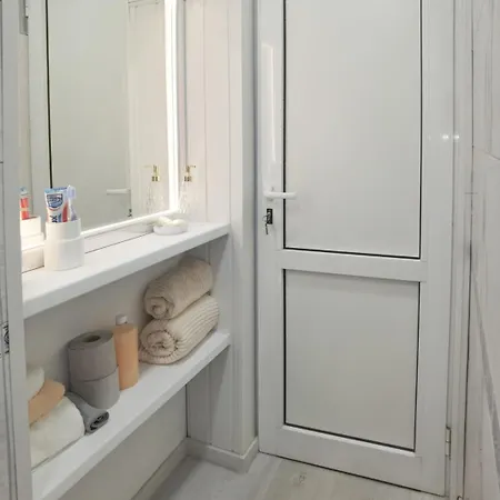 Central Heritage 3-br * Sofya
